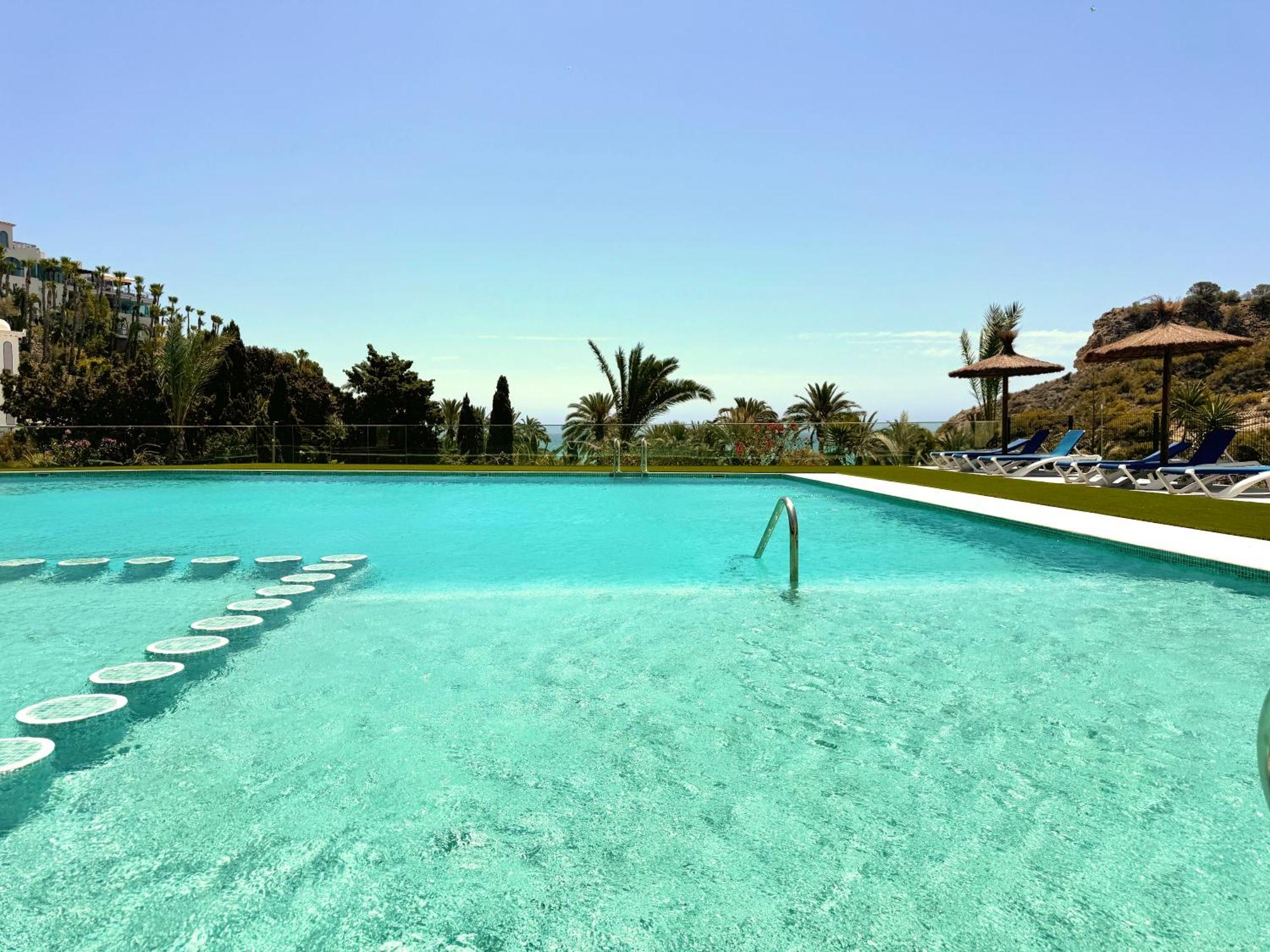 Palm Paradise - Private Access To The *