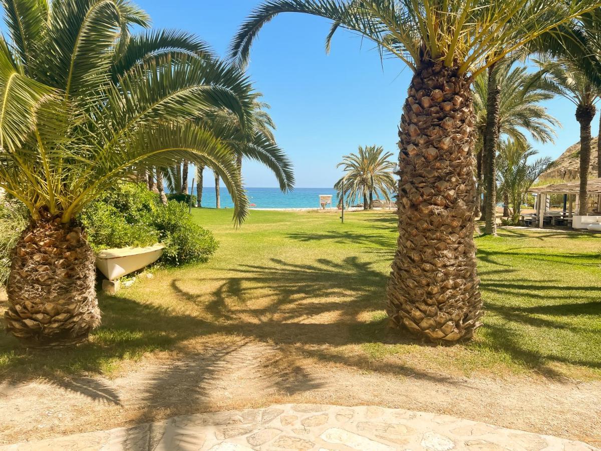 Palm Paradise - Private Access To The *